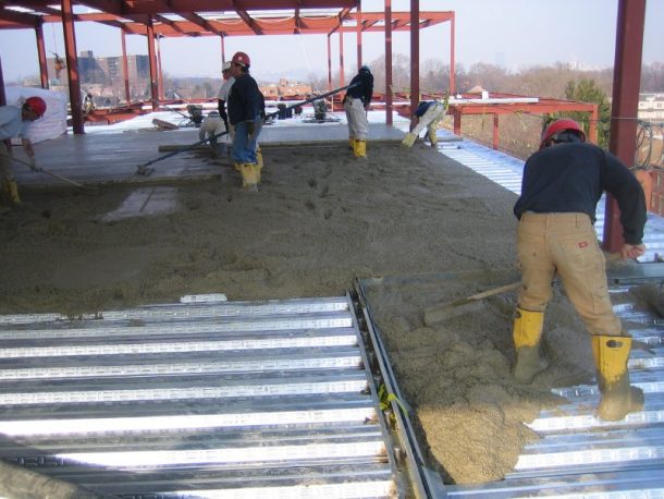 Metal Deck Slab With Epc Synthetic Fiber Concrete Reinforcement 1 Barchip 1422