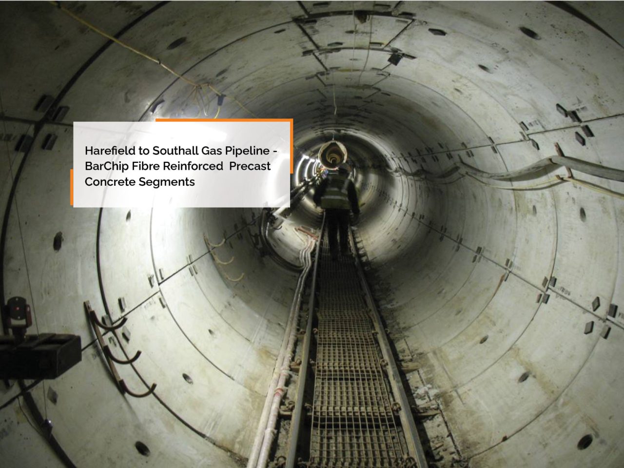 Full-Scale Flexural Testing of BarChip Fibre Tunnel Segments