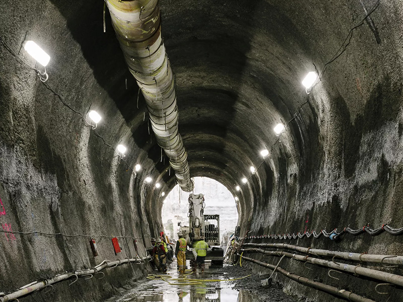 Fibre reinforced shotcrete lining Atlanta Airport Tunnel