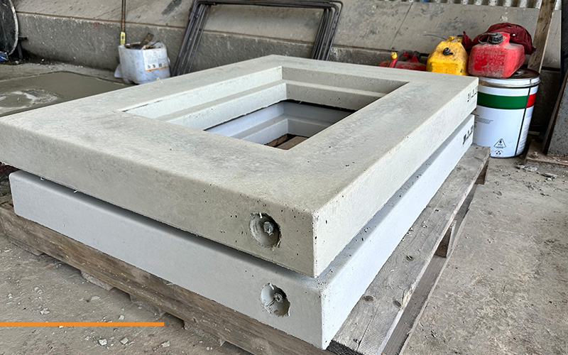 plastek-industries-fibre-reinforced-precast-concrete-03 Precast concrete access covers reinforced with BarChip fibres.