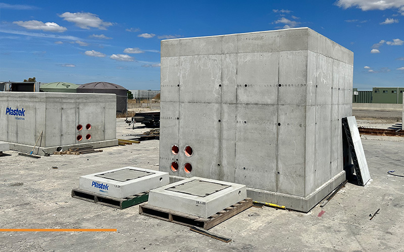 plastek-industries-fibre-reinforced-precast-concrete-electrical-cabinet-01 Precast concrete electrical equipment enclosure.