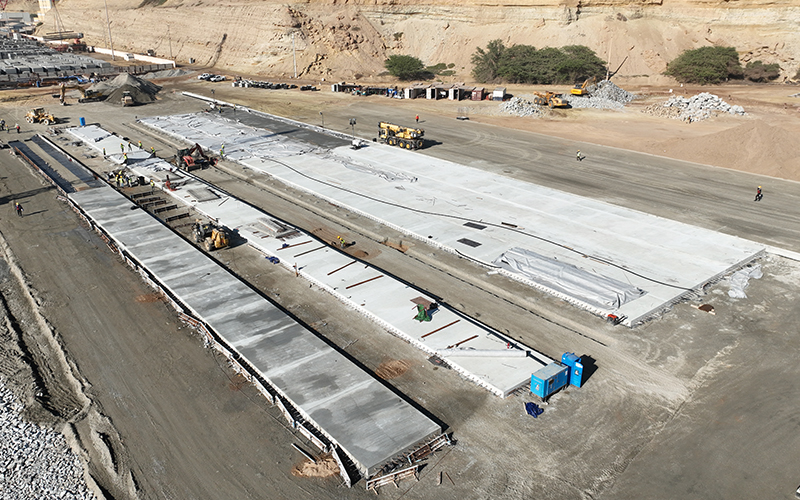 Heavy duty FRC pavement construction at Namibe Port